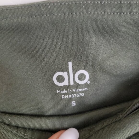 ALO Yoga Idol Ruched Leggings SMALL Women Olive Green Jungle Glossy Athleisure - Picture 4 of 8